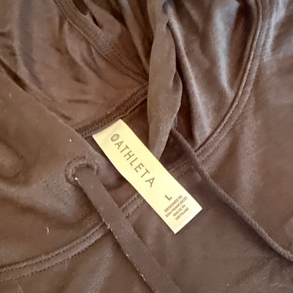 Athleta Charcoal Hooded Top. Pump cover. Gym or running errands. - Picture 2 of 2